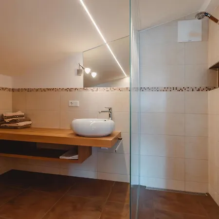 Schoppengrub By Interhome * Muhlbach im Pinzgau